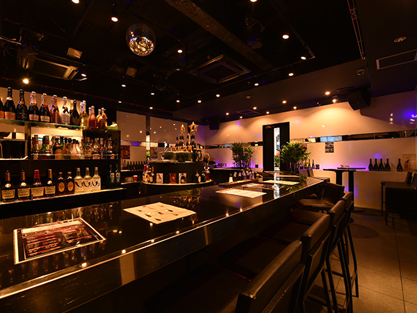 ガールズバーコロナ店内写真